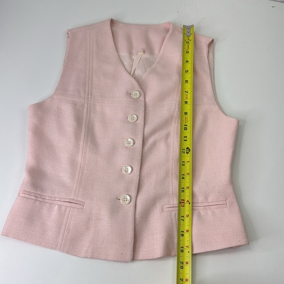 Elegant Pink Women's Tailored Vest - Picture 5 of 8